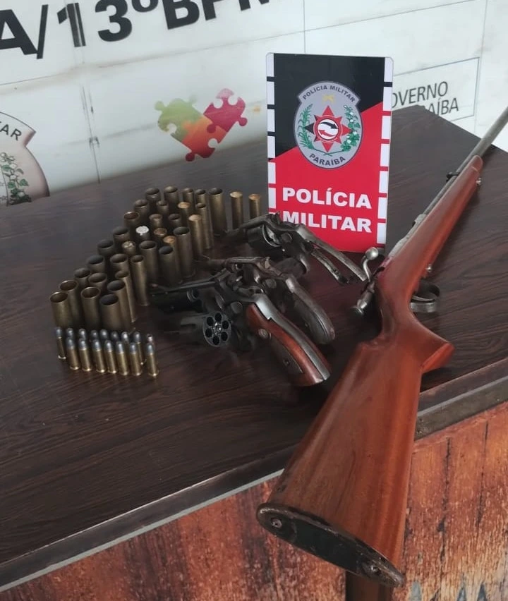Polícia Militar desarticula oficina Ilegal de armas de fogo em Ibiara e prende suspeito
