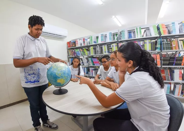 Governo da Paraíba deve lançar novo programa para inserção de estudantes do Ensino Médio no mercado de trabalho