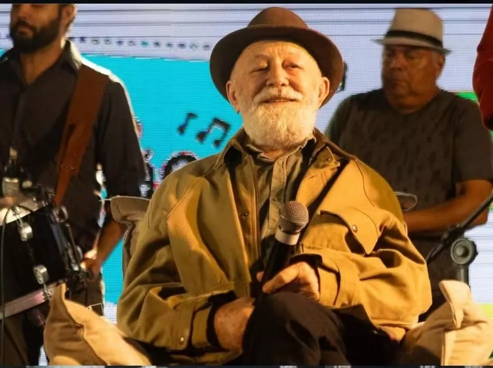 Biliu de Campina passa por cirurgia e implanta cateter no cérebro