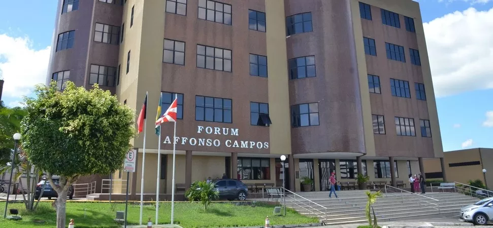 Justiça absolve mototaxista que matou abusador de sua filha em Campina Grande