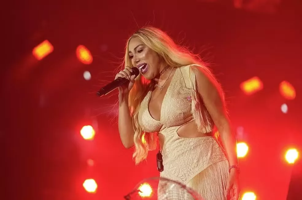 São João de Campina Grande tem shows de Victor e Léo, Taty Girl e Jonas Esticado nesta sexta-feira (28)