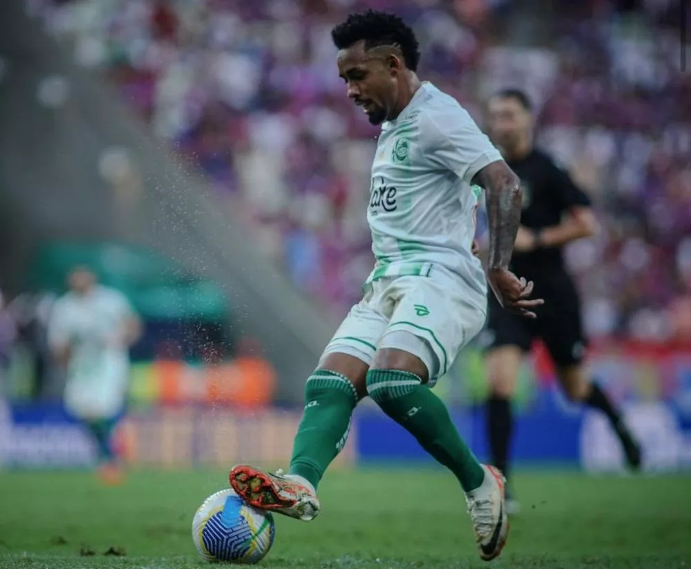 Com gols de Lucero e Pikachu, Fortaleza bate Juventude e se aproxima do G4 do Brasileirão