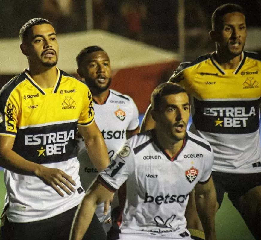 Vitória vence o Criciúma e sobe na tabela do Brasileirão