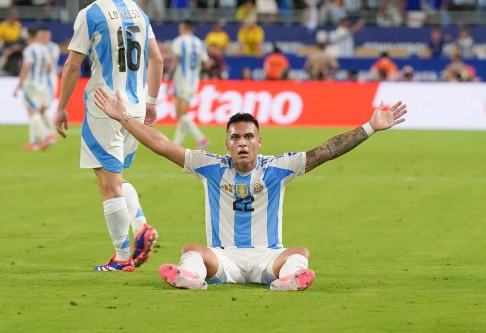 Messi sai lesionado, mas Argentina vence Colômbia em final de sangue, suor e lágrimas e se torna maior campeã da Copa América