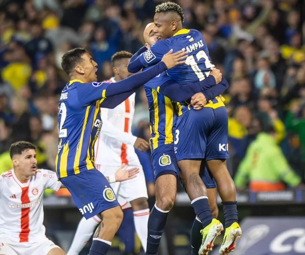 Inter perde para o Rosario Central, vê crise aumentar e larga atrás por vaga nas oitavas da Sul-Americana