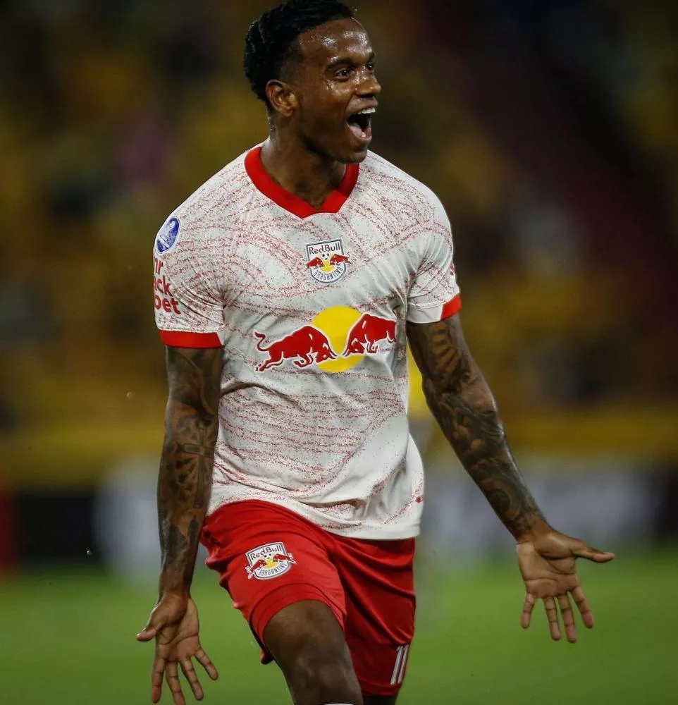 Em noite de homenagens a goleiro, Bragantino fica no empate com o Barcelona-EQU pela Sul-Americana