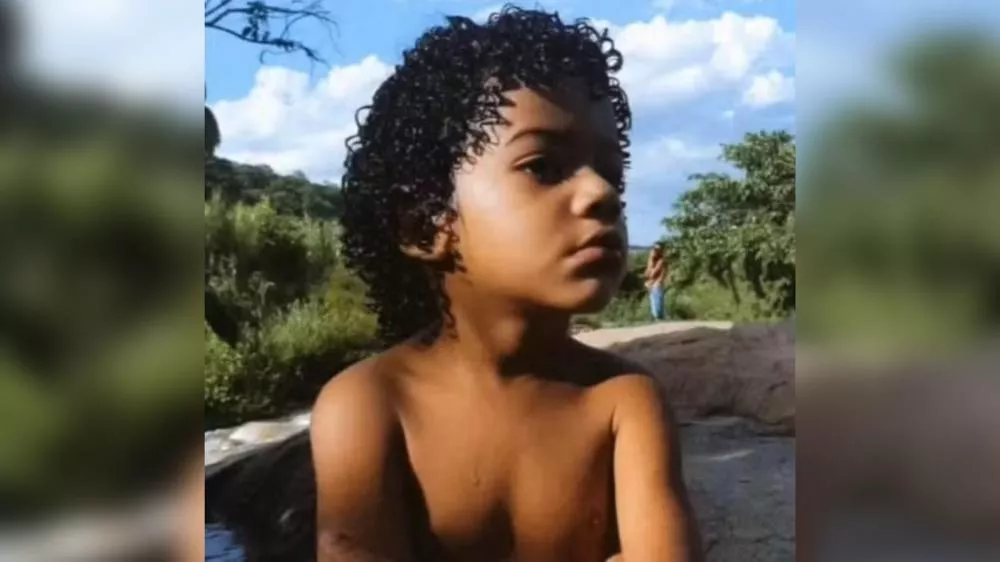 Tragédia na Paraíba: Criança de apenas 4 anos morre atropelada por caminhão ao descer de van escolar; motorista é detido