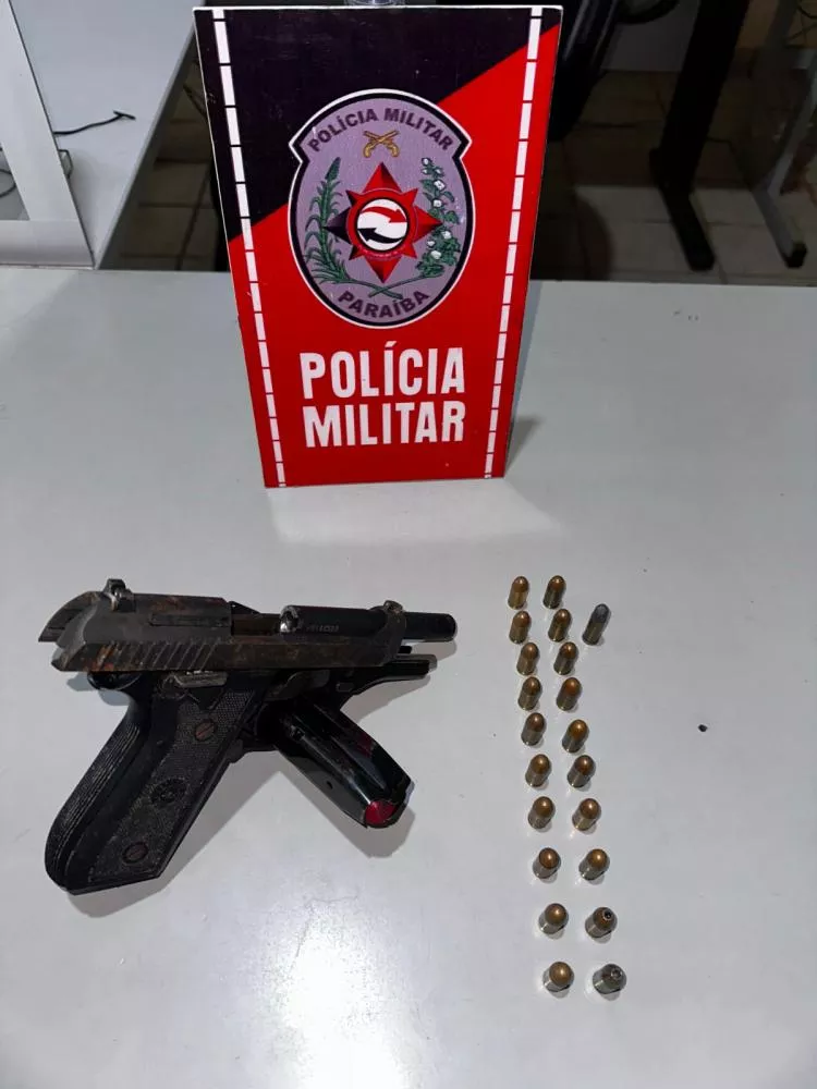 Polícia Militar apreende arma de fogo e prende Mulher em Catolé do Rocha