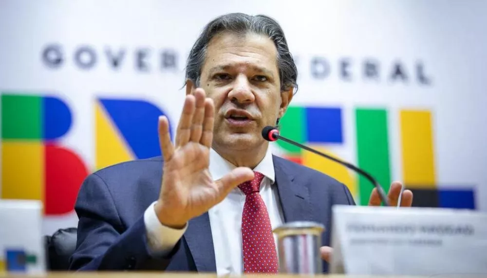 Rombo do setor público é de R$ 40,9 bi, e dívida vai a 77,8% do PIB