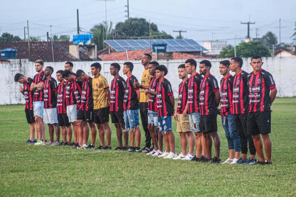 Confiança de Sapé apresenta técnico e elenco para disputa da Segundona