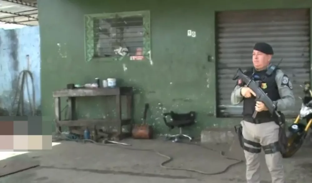 Jovem é morto a tiros enquanto trabalhava em borracharia de João Pessoa
