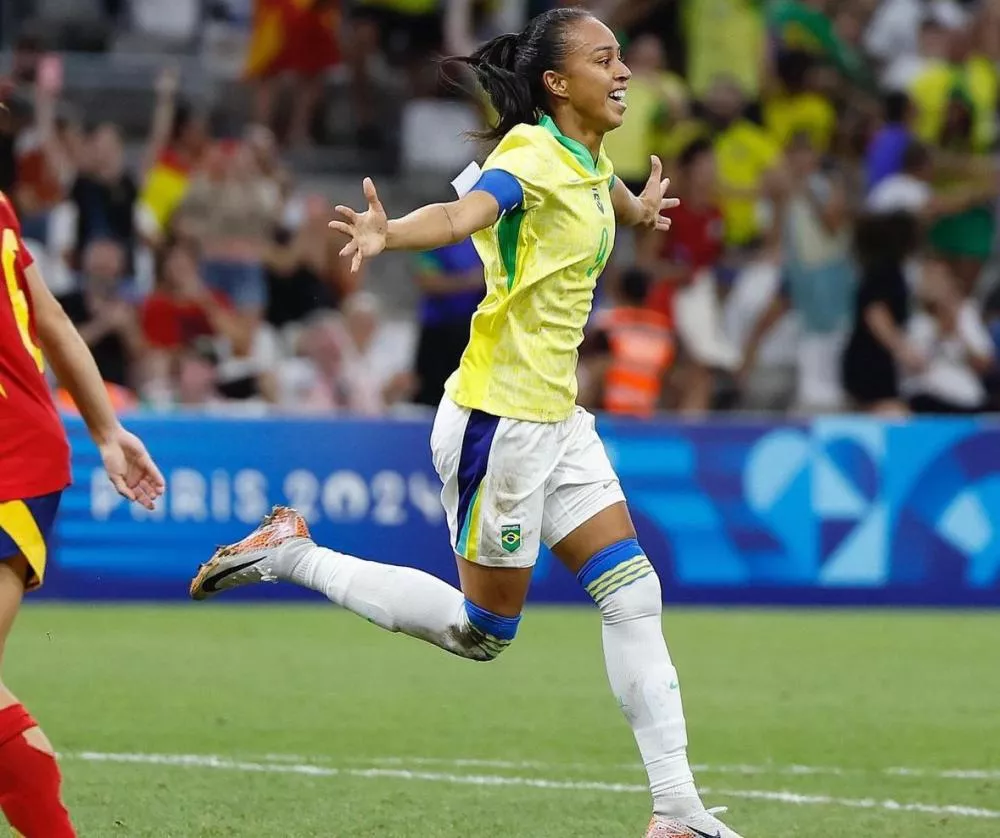 Brasil vence Espanha com autoridade e vai à final das Olimpíadas no futebol feminino
