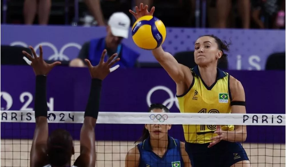 Brasil passa fácil pela República Dominicana e vai à semifinal do vôlei feminino nas Olimpíadas