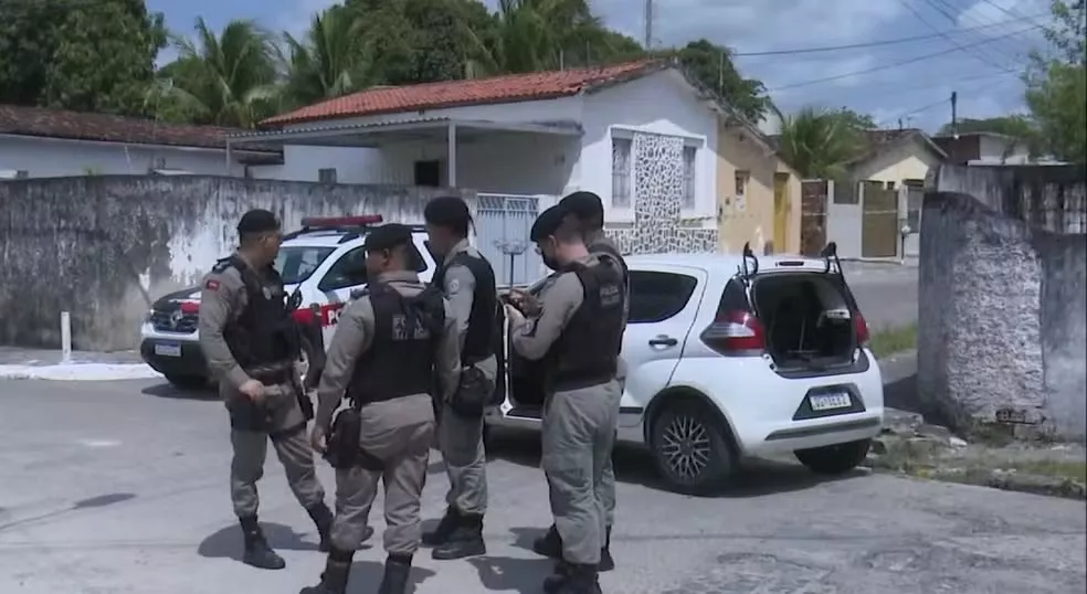 Homem morre vítima de bala perdida durante confronto entre policiais e suspeito de roubo em Bayeux, PB