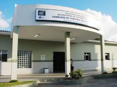 Menina abandonada no Hospital Arlinda Marques, em João Pessoa, será acolhida por parente em Caaporã