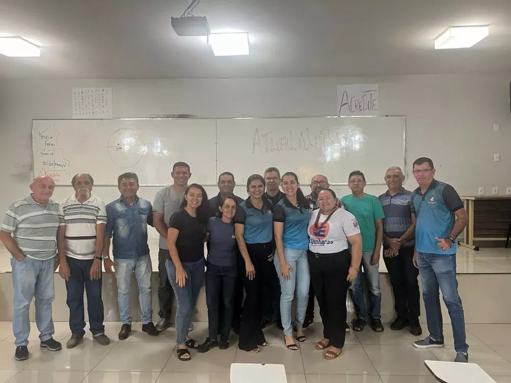 Em reunião, Rádio Espinharas confirma realização de debate entre candidatos à Prefeitura de Patos