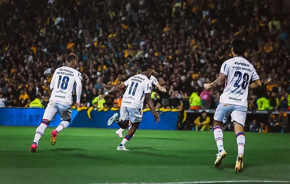 Marinho faz gol 'à la Ronaldinho', e Fortaleza empata com o Rosario Central pela ida das oitavas da Sul-Americana