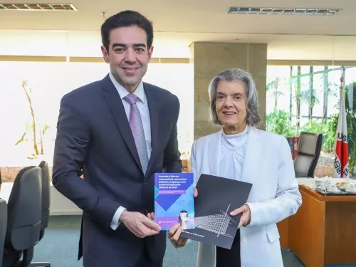 TCU entrega lista dos gestores com contas julgadas irregulares ao Tribunal Superior Eleitoral