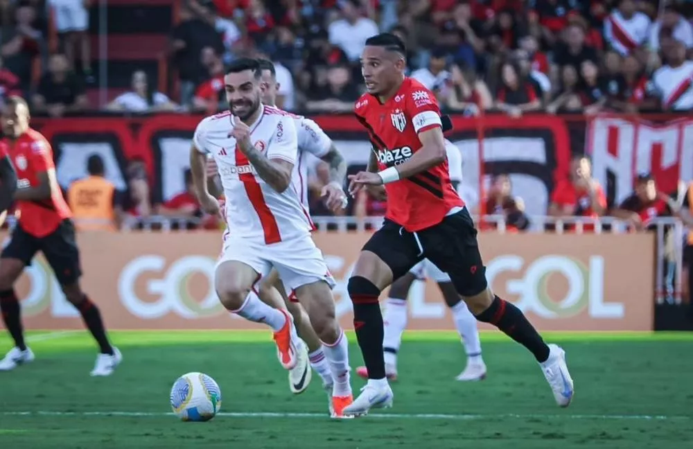 Lanterna, Atlético-GO acaba com jejum de 15 jogos e vence Internacional pelo Brasileirão