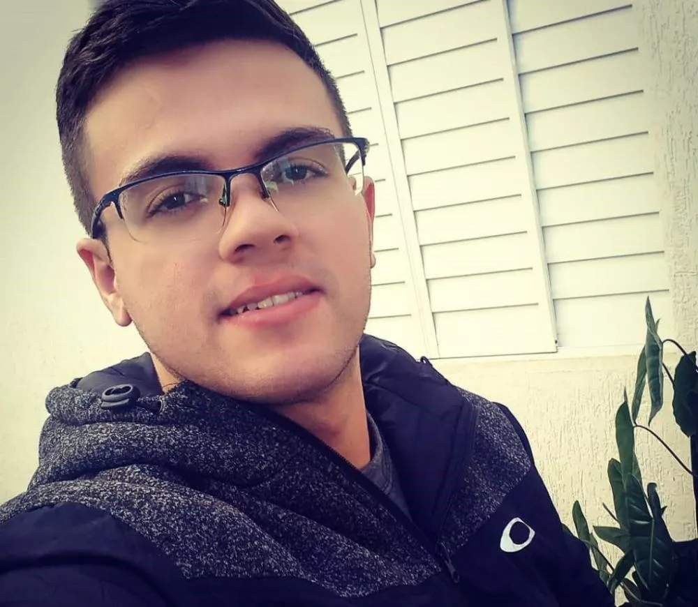 Tragédia na Paraíba: jovem morre afogado ao tentar salvar esposa de correnteza na Praia do Dique de Cabedelo