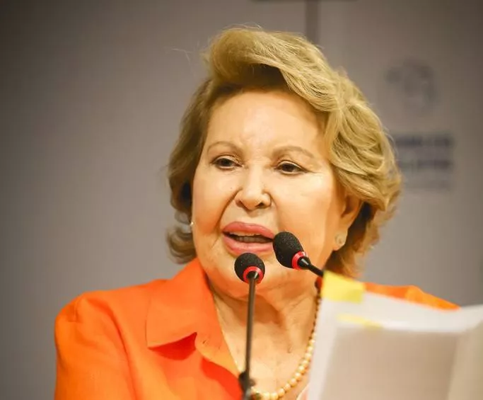 Francisca Motta faz apelo para que Senado barre projeto que regulamenta cigarros eletrônicos no Brasil