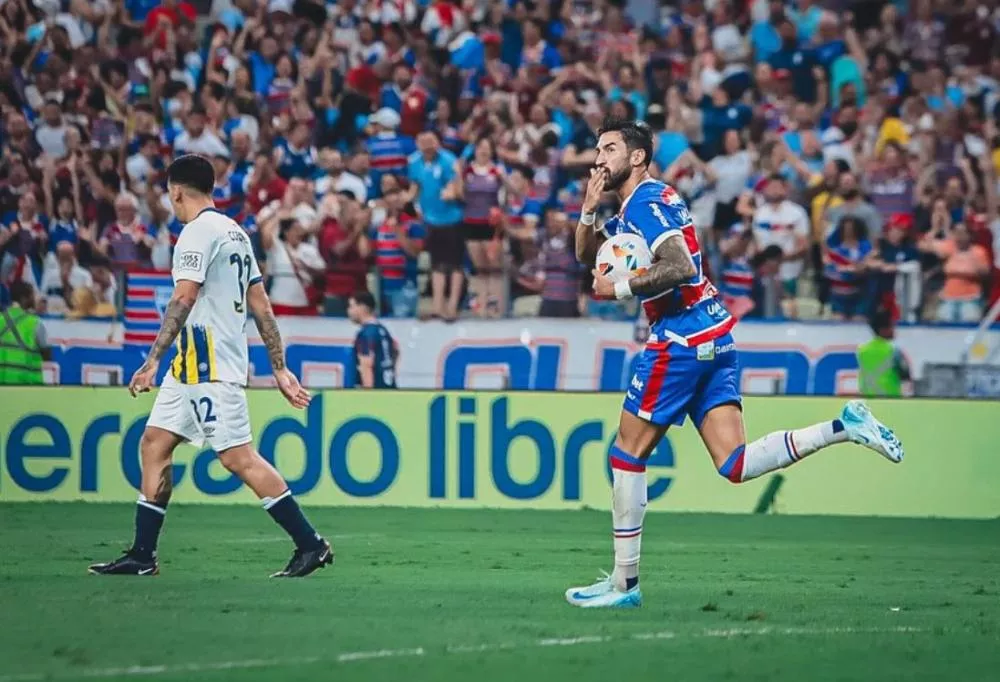 Pikachu 'destrói', Fortaleza consegue virada épica sobre o Rosario Central e pega o Corinthians nas quartas da Sul-Americana