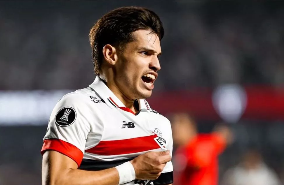 São Paulo vence Nacional no Morumbis lotado e vai enfrentar o Botafogo nas quartas de final da Libertadores