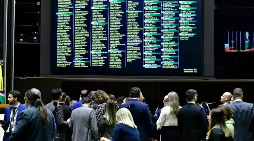 Congresso promulga anistia a partidos políticos que descumpriram cotas; veja como votaram os paraibanos