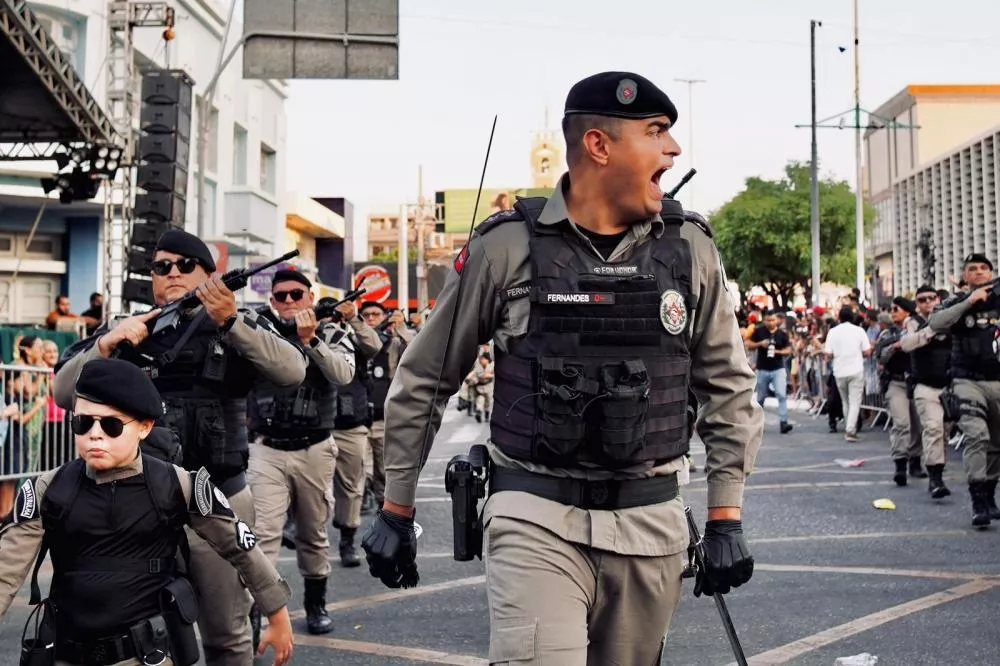 Desfile Cívico Militar em Patos marca celebração de 202 anos da Independência 