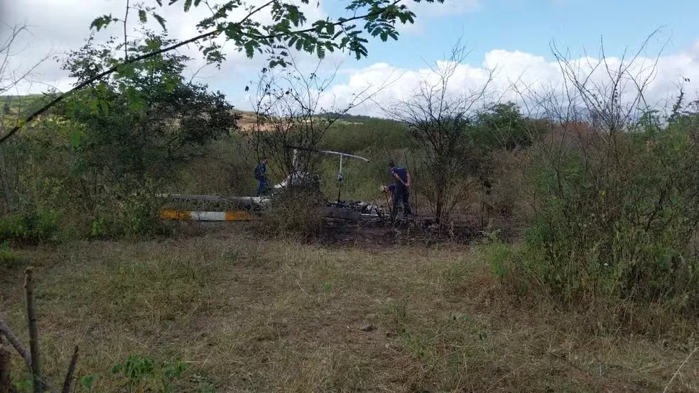 Helicóptero que caiu em Caruaru estava em nome de empresário paraibano e não tinha autorização para táxi aéreo, diz Anac