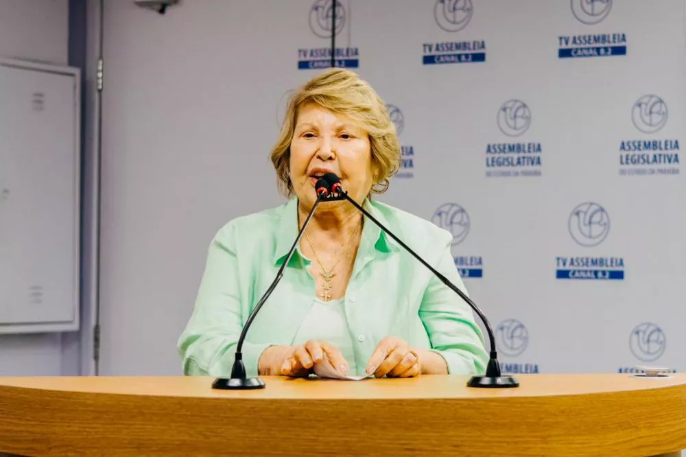 Lei de Francisca Motta moderniza prescrição médica com atestado digital na Paraíba