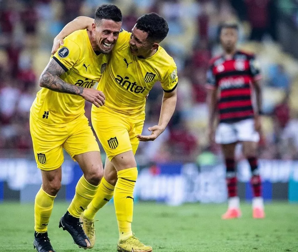 Flamengo decepciona em casa, perde para o Peñarol e se complica nas quartas da Libertadores