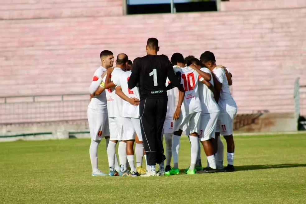 Spartax faz três gols em oito minutos, vira jogo e se encaminha para mata-mata de estadual