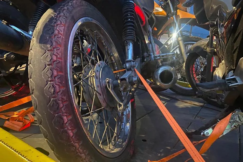 Delegado diz que motos apreendidas com escapamento alterado em São Bento e Paulista só serão devolvidas após a eleição