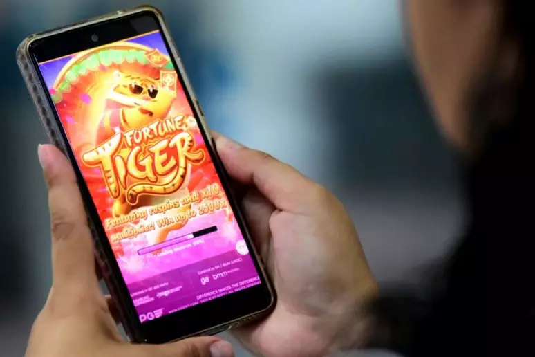 Jogos e apostas virtuais estão aumentando as tentativas de suicídio, revelam profissionais de saúde