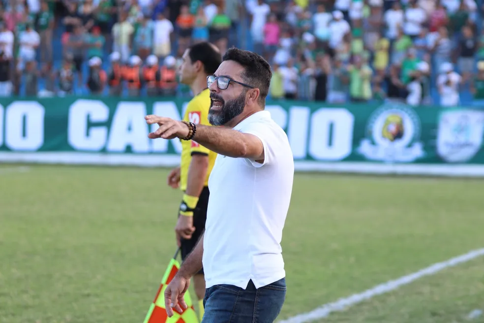 Rodrigo Fonseca detalha acerto com o Campinense e afirma que elenco deve contar com 25 atletas