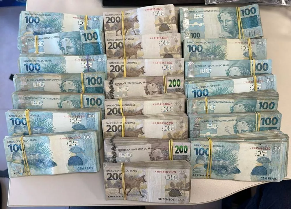 Polícia Federal apreende R$ 300 mil em suspeita de compra de votos em João Pessoa