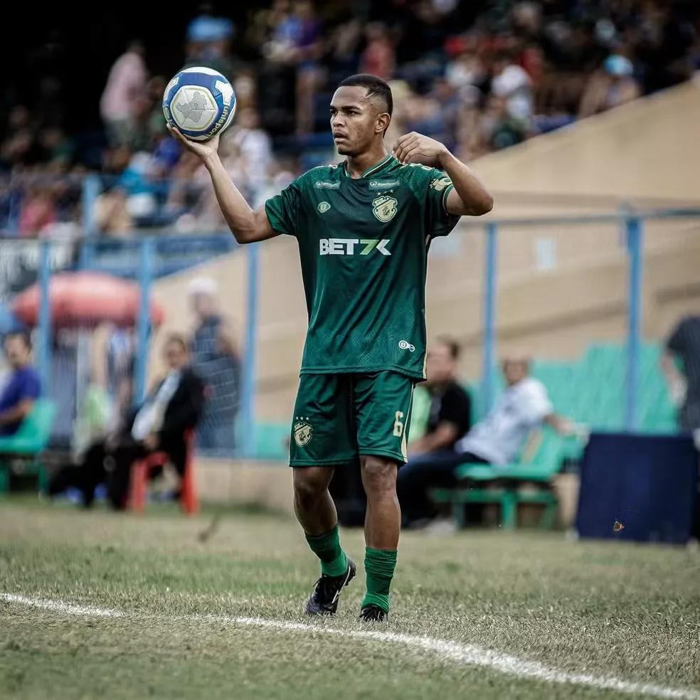 Arthurzinho jogou pelo Altos em 2024 — Foto: Samuel Pereira