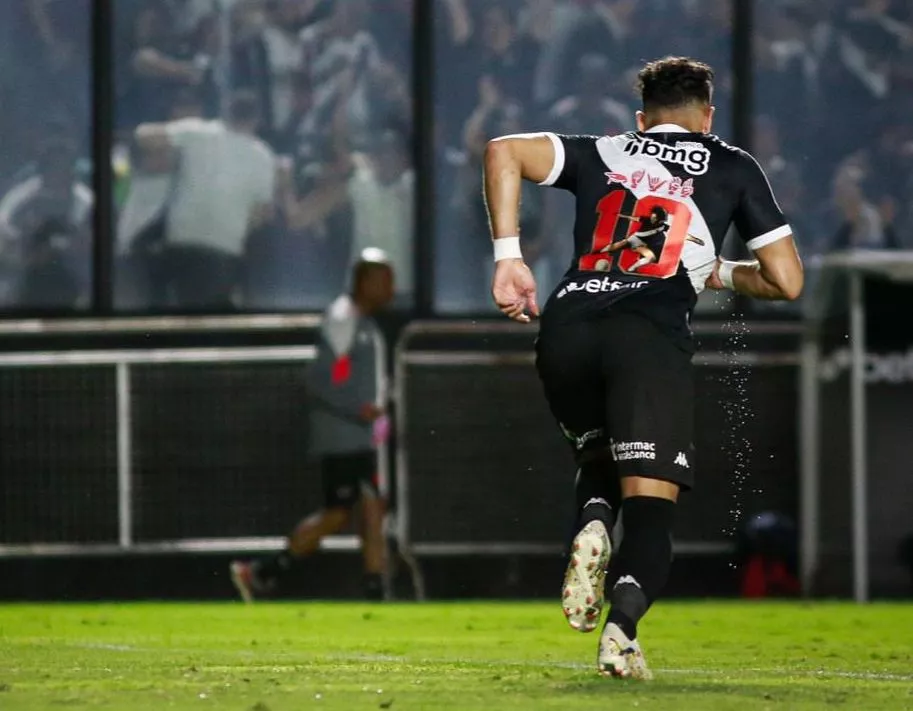 Vasco fica no empate com o Juventude em reencontro com São Januário e mantém 'sina' de Coutinho em retorno