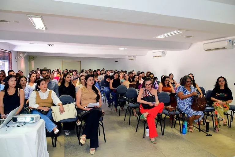 Capacitação do Sistema Único de Assistência Social (SUAS) em Patos foca no anticapacitismo e nos direitos das pessoas com deficiência