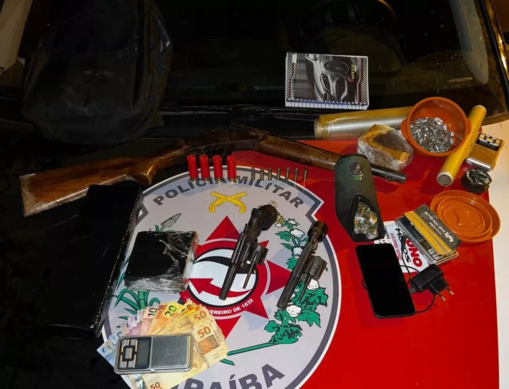 Polícia Militar desarticula dois pontos de tráfico de drogas em São Bento e apreende armas e drogas