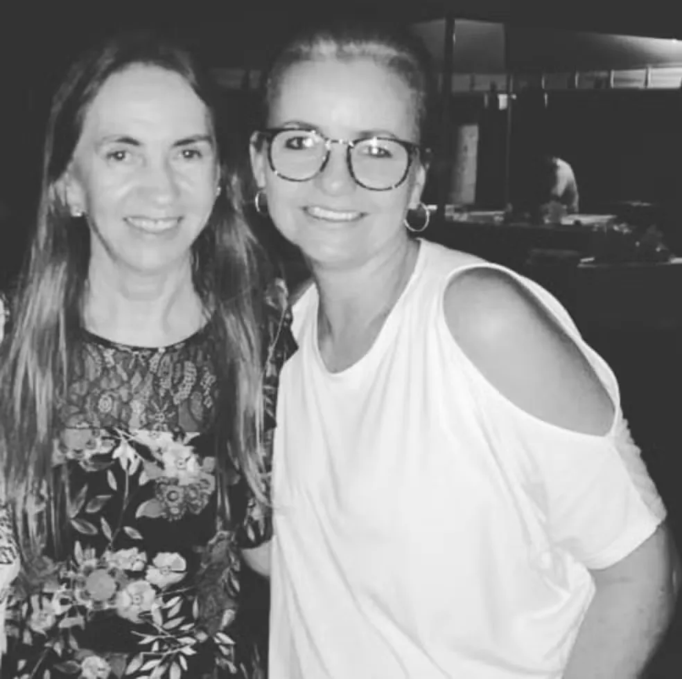 Justiça determina que secretária de primeira-dama de João Pessoa volte a usar tornozeleira eletrônica