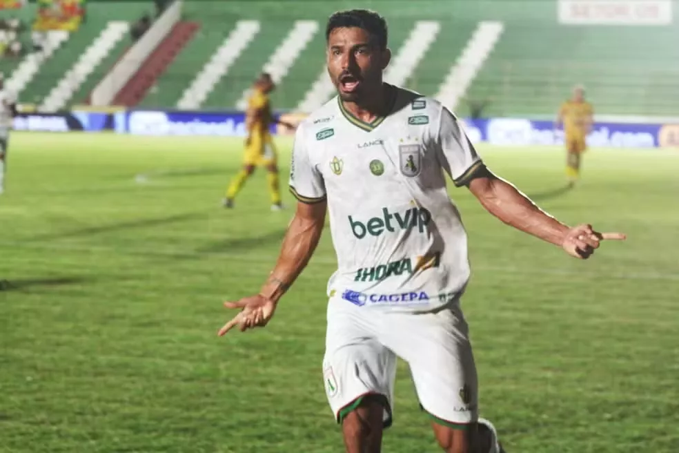 Sousa anuncia o retorno do atacante Diego Ceará