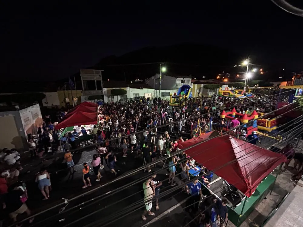 Pelo 4° ano consecutivo, Prefeitura de Catingueira realiza festa das crianças em praça pública