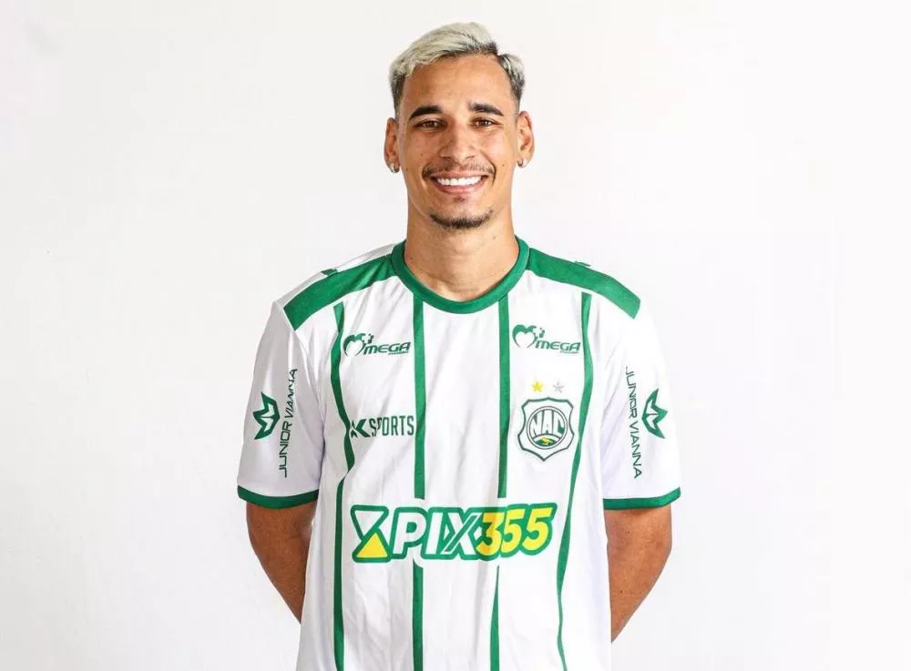 De volta! Nacional de Patos repatria atacante Robinho para o Paraibano de 2025