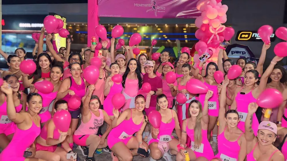 Movimento Rosa arrecada alimentos para Hospital do Bem em Patos