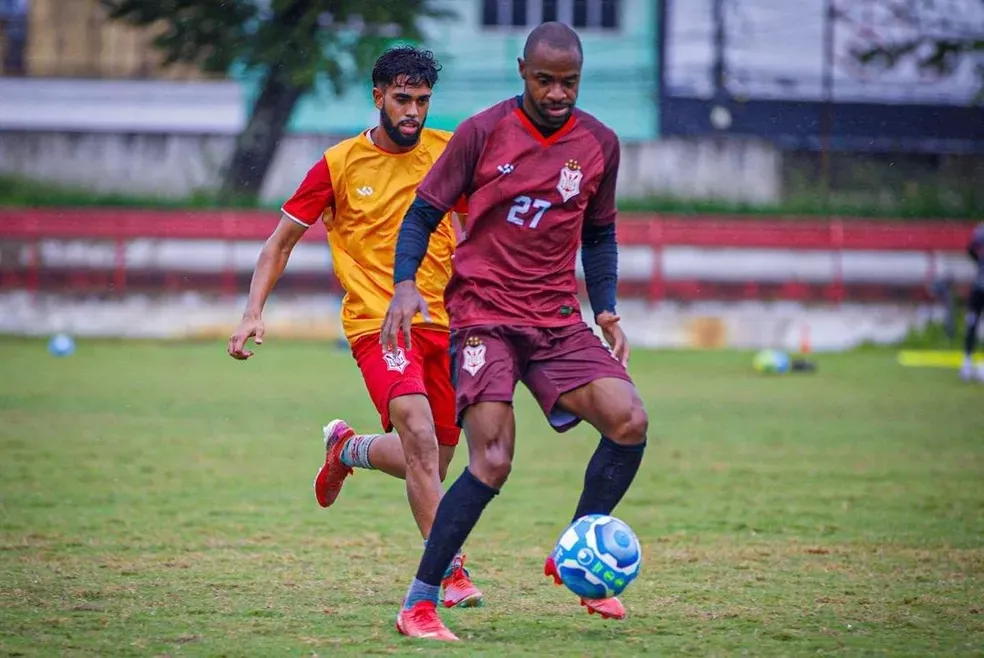 Sousa contrata atacante Ian Augusto para compor elenco em 2025