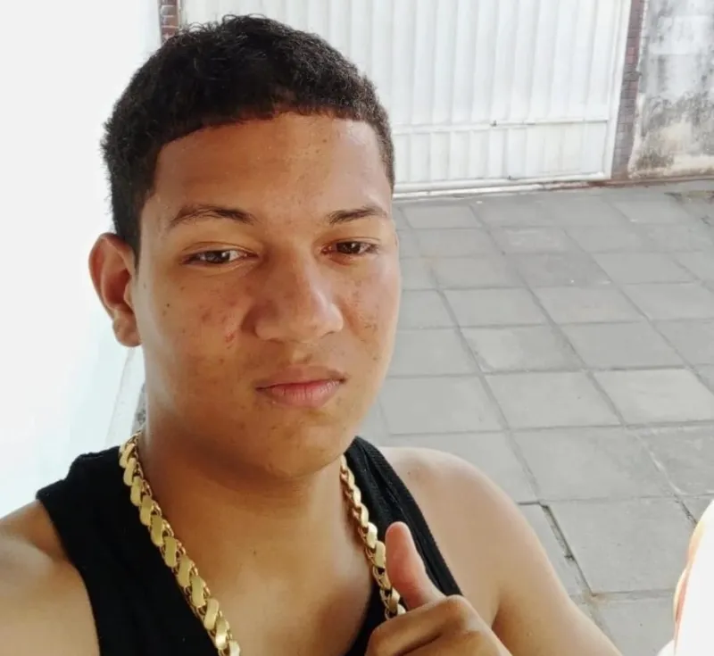 Estudante de 16 anos é morto a tiros após sair de escola em Santa Rita