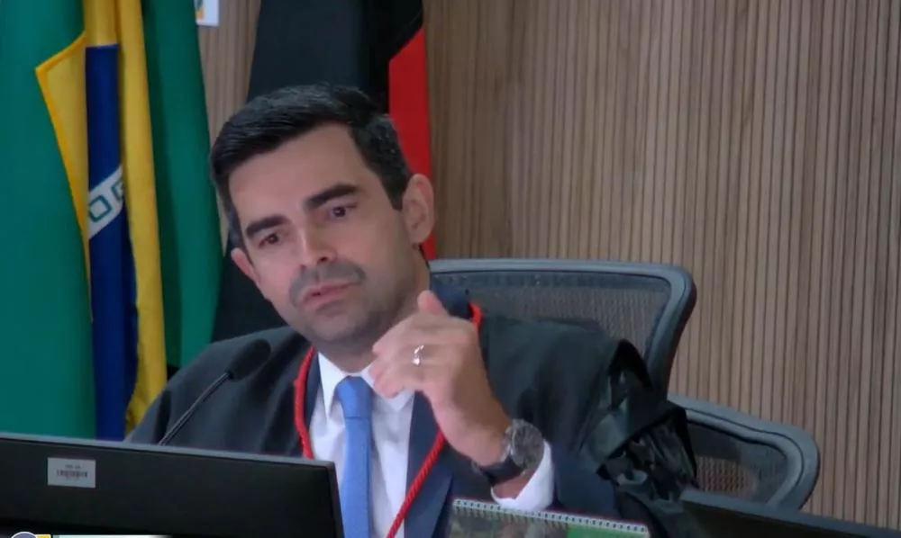 Procurador destaca preocupação com alianças entre facções e políticos: “Se normalizarmos, nas próximas eleições, estaremos tratando de homicídios políticos”