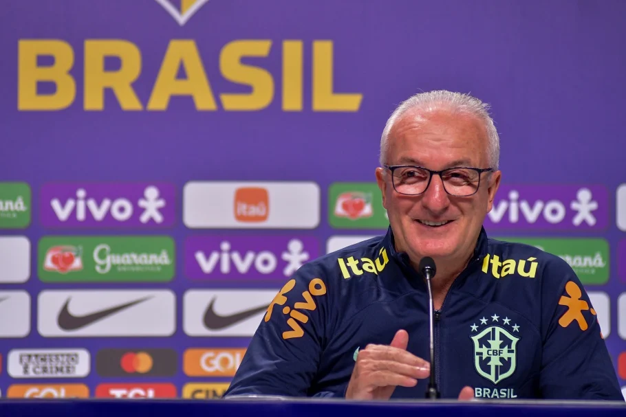 Dorival convoca seleção sem Neymar e Endrick, mas com volta de Estêvão para as eliminatórias